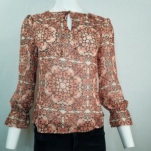 CASUAL CORNER Women's Blouse w/Tie Clouser